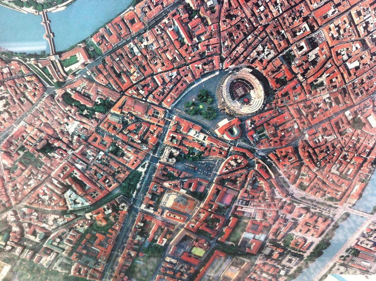 In Arena L' Opera Frühstückspension Verona